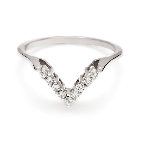 A band with 9 round white diamonds set in white gold., White Gold 3