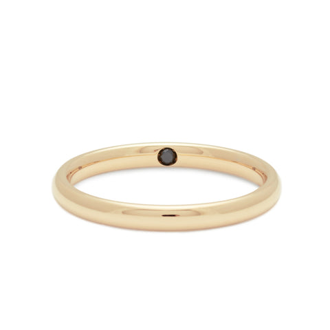 A 4mm classic round band with hidden black diamond set in yellow gold., Yellow Gold 2
