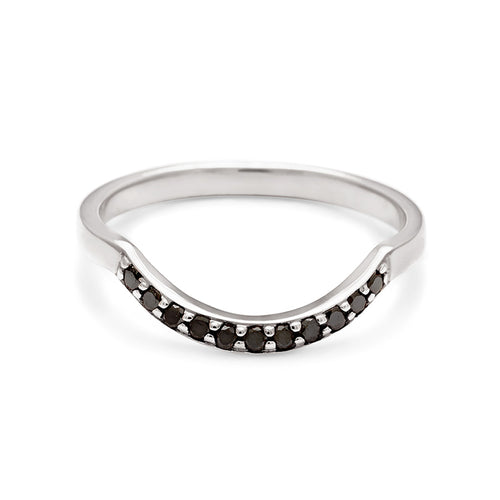 A diamond dusted curve band with black diamonds set in white gold., White Gold