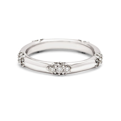 A straight band with 5 clusters white diamond band set in white gold., White Gold 5