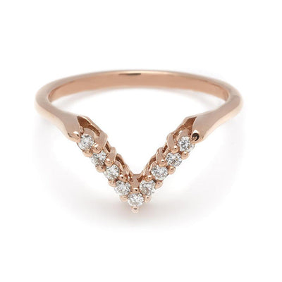 Chevron Band - 14k Gold & White Diamonds