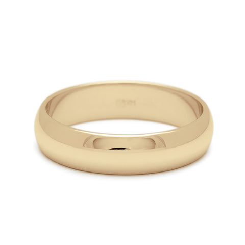 A 5mm classic round band set in yellow gold., Yellow Gold
