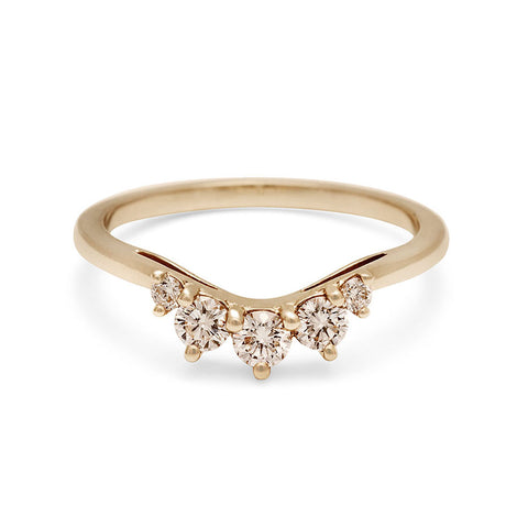 A curved 5 champagne diamond band set in yellow gold., Yellow Gold