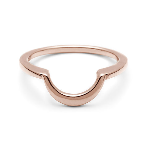 A crescent shaped band in solid gold set in rose gold., Rose Gold 3