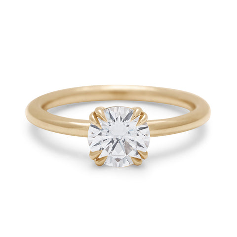 A solitaire round 1.00ct white diamond ring with double claw prongs set in yellow gold., Yellow Gold 12