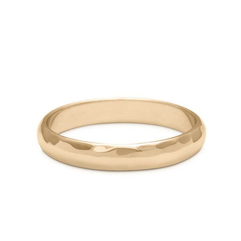 A 3mm classic round band with hammered finish set in yellow gold., Yellow Gold, Hammered 9