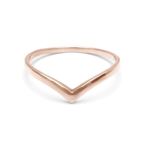 A solid gold band in a pointed shape set in rose gold., Rose Gold 8
