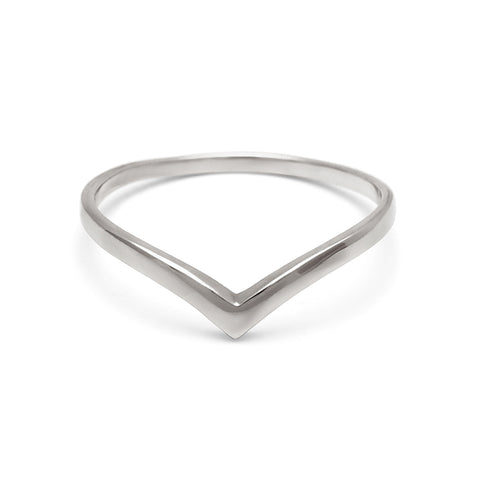 A solid gold band in a pointed shape set in white gold., White Gold 9