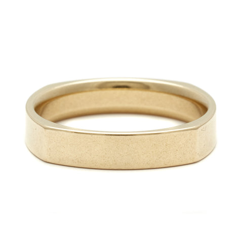 A soft square solid gold band set in yellow gold., Yellow Gold 2